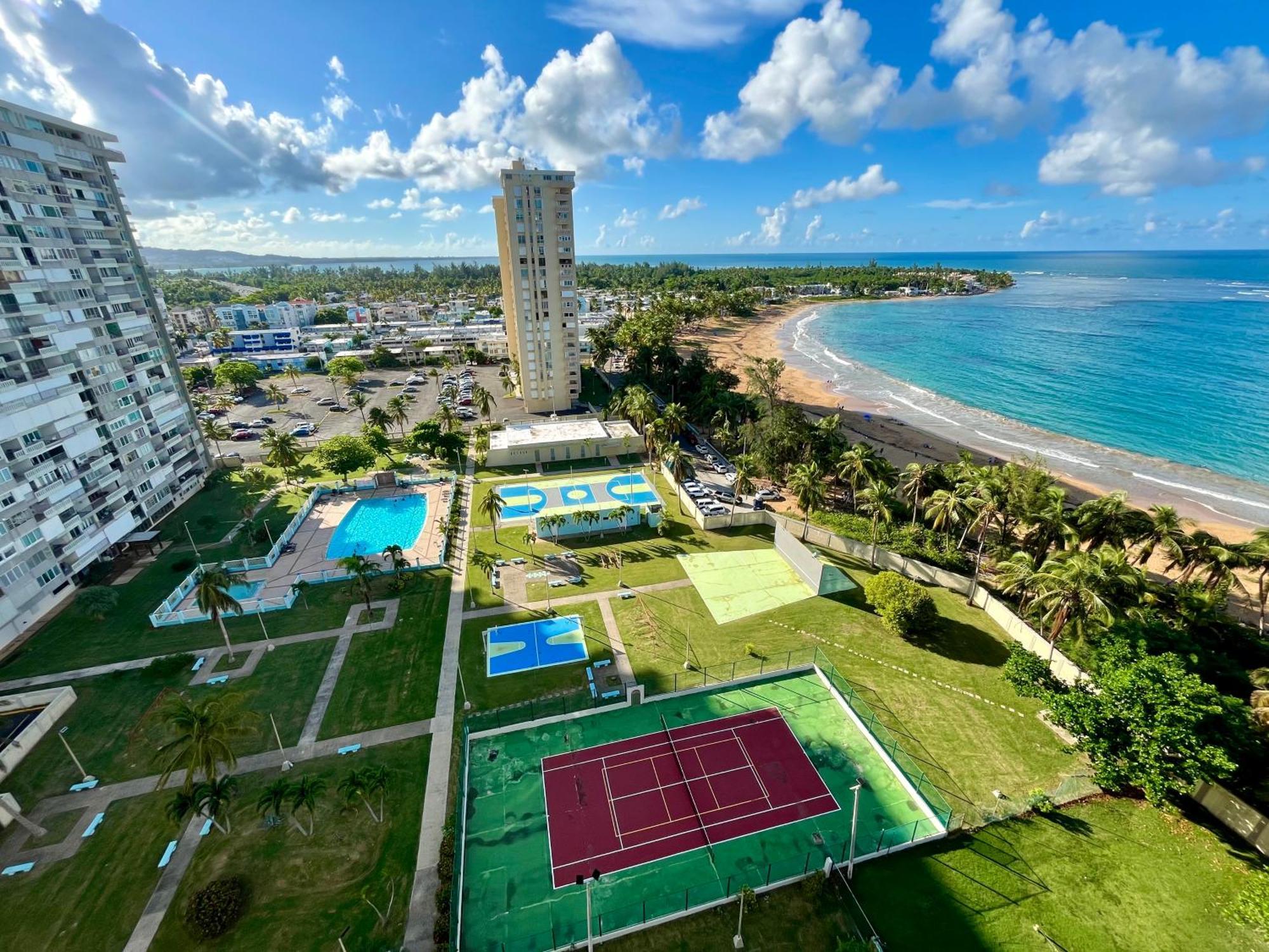 Beachfront Condo At Costa Azul Luquillo Ngoại thất bức ảnh
